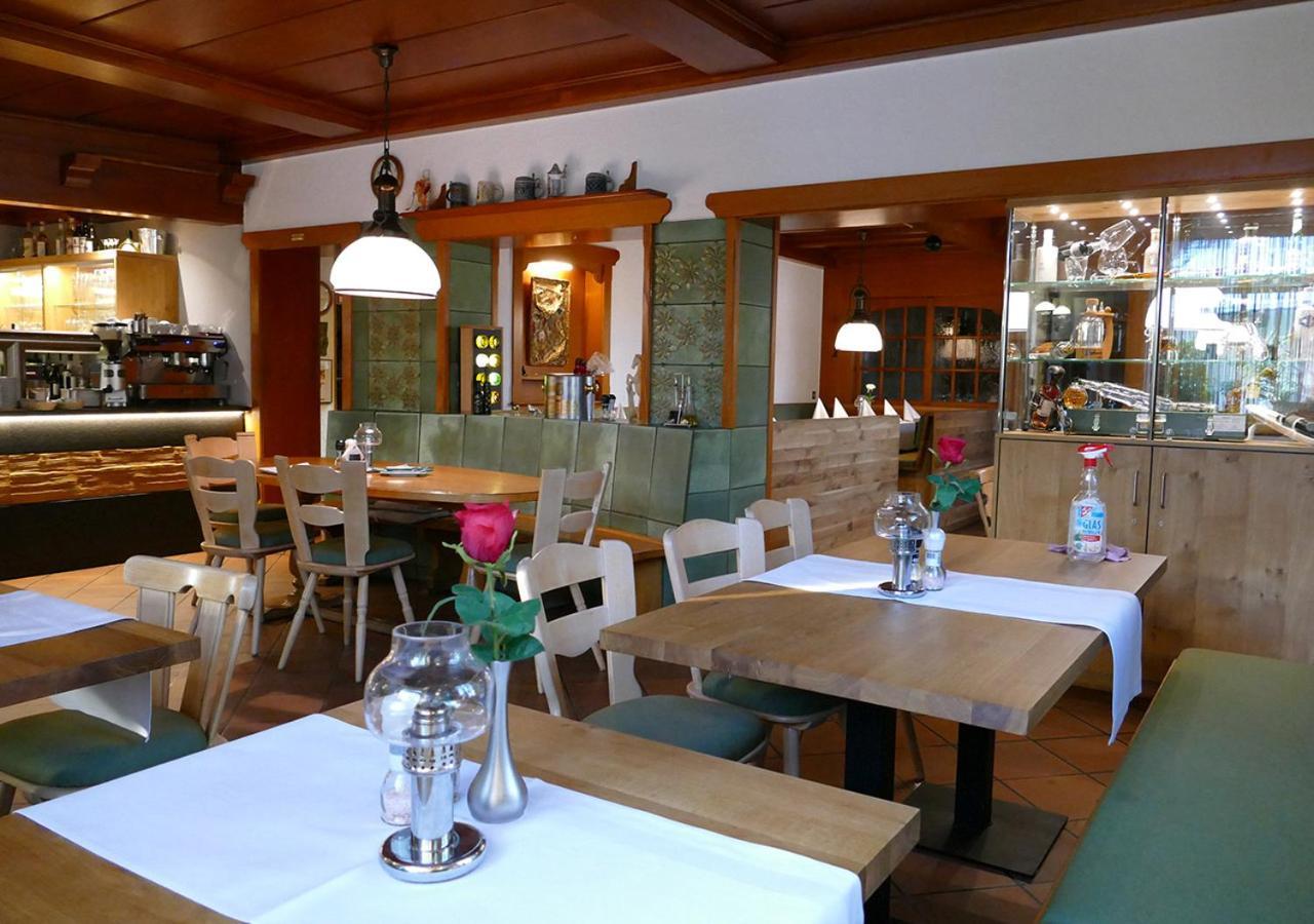 Hotel Gasthof Sternen Geisingen Exteriör bild